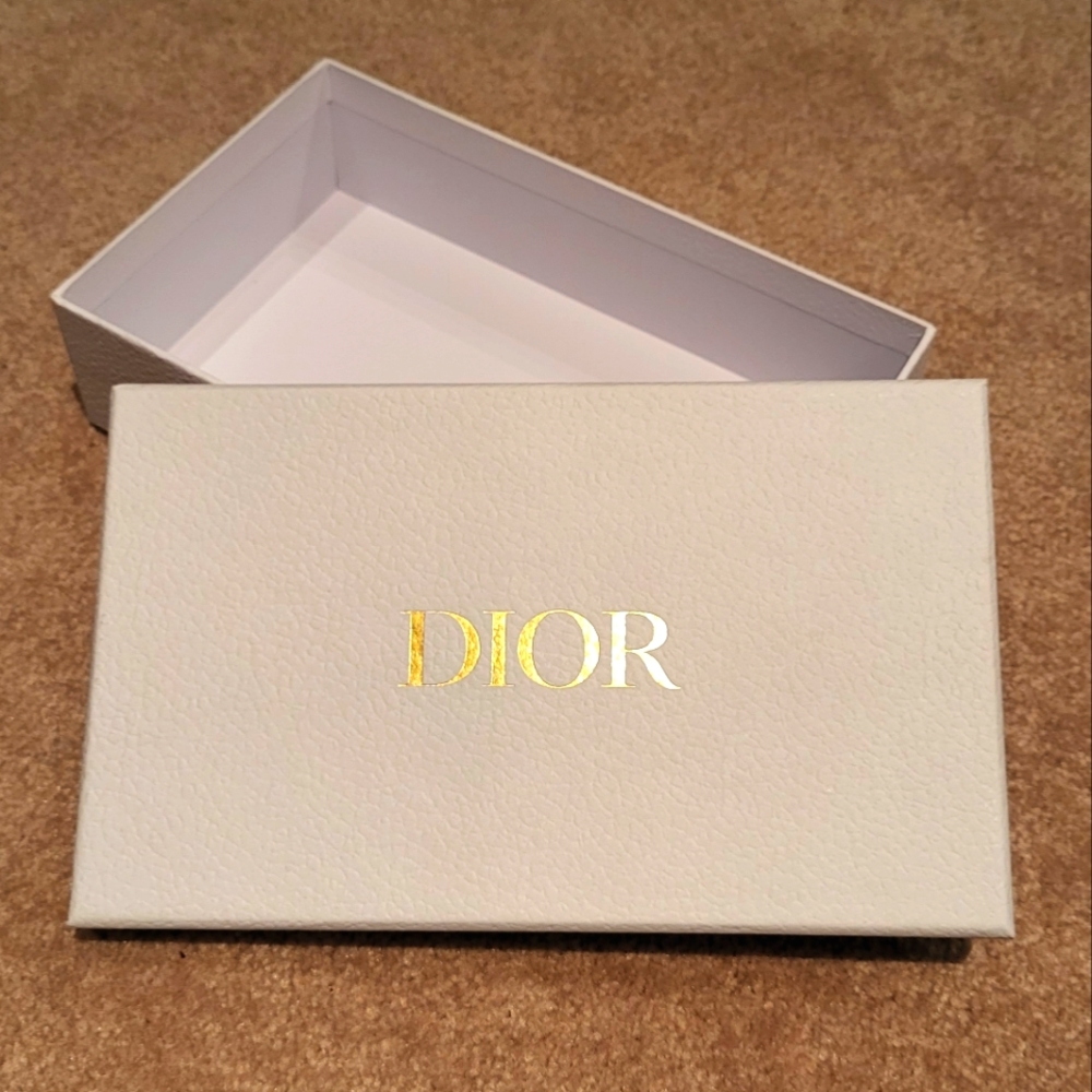 Dior dust gift box small